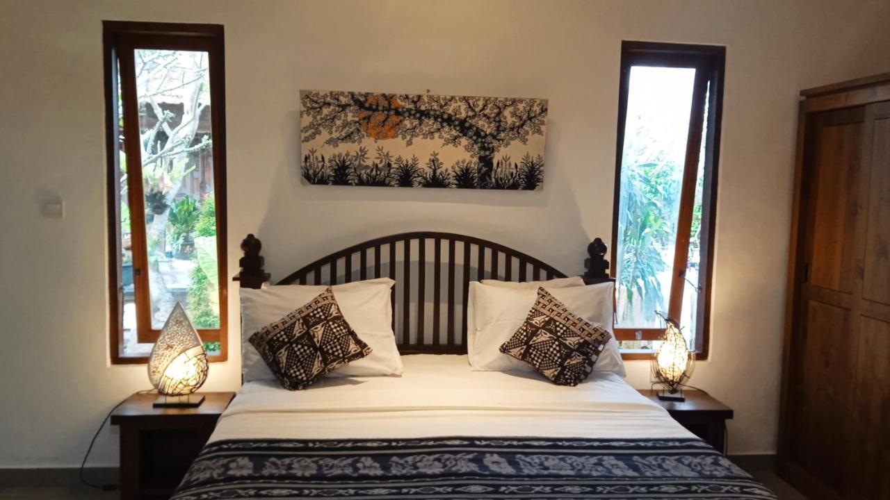 Regina Guest House Ubud Esterno foto